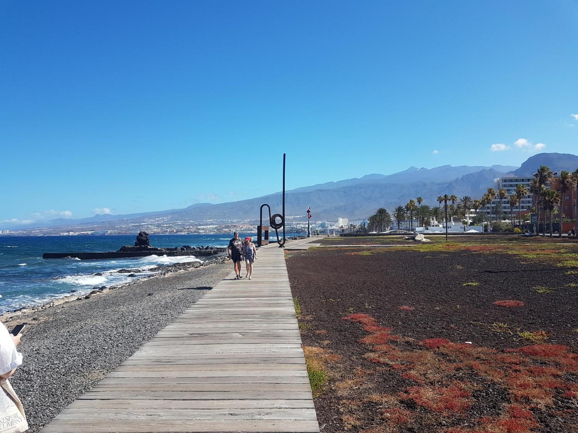 Beach 400Mtr, Top Of Mountain With Spectacular Surround View 200Mtr Лос Кристианос Экстерьер фото